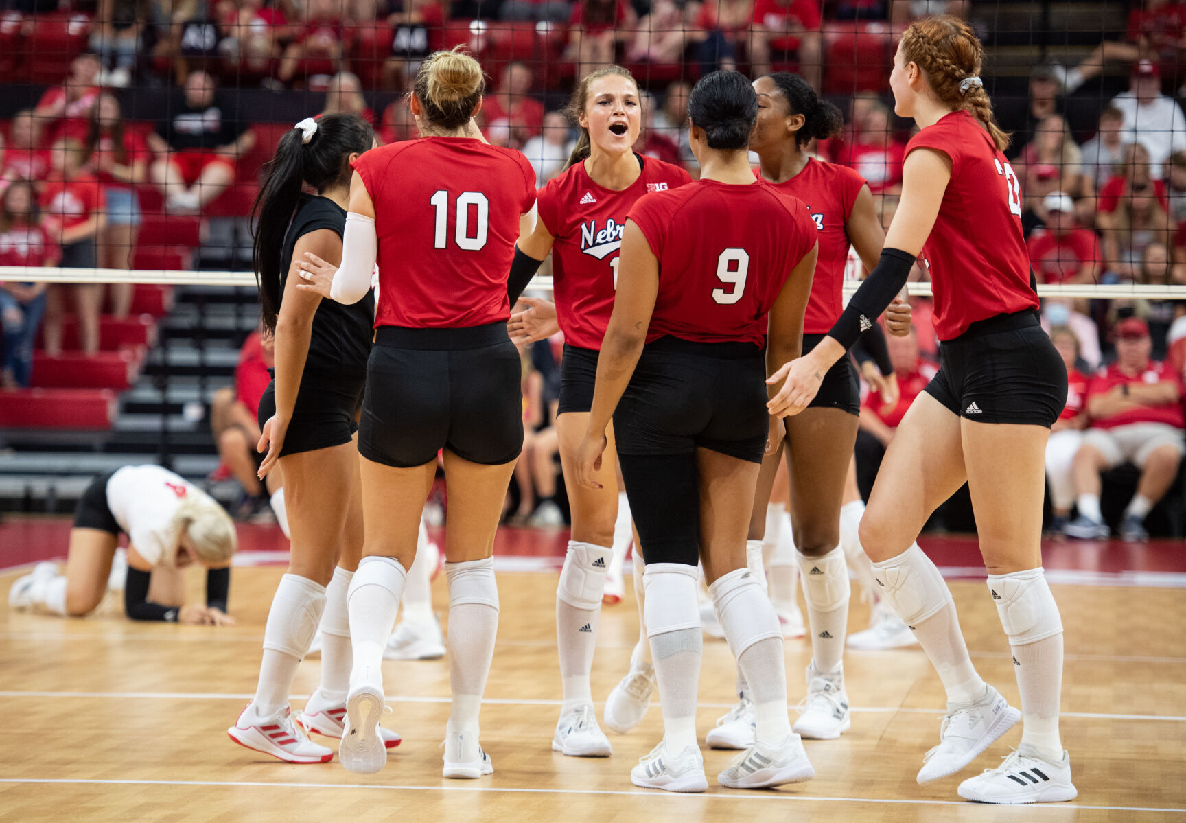 Red-white scrimmage, 8.20